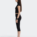 Off-Duty Yoga Capri Pants - Black